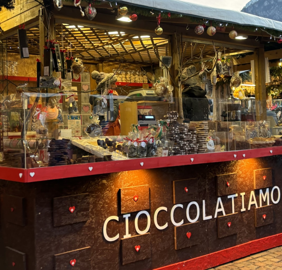 natale-a-trento-casette-57-cioccolatiamo